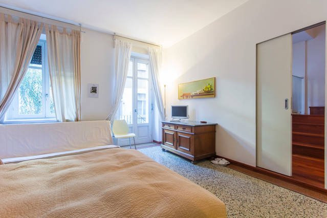 B & B Elisa主图