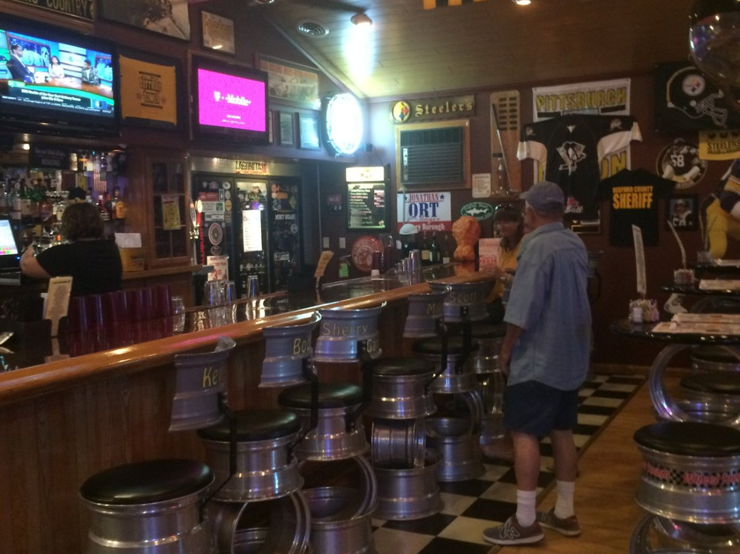 Hughesville餐馆和美食-Haywood's Bar & Grill