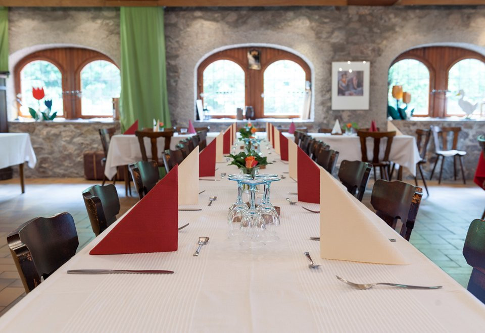 Moerlenbach餐馆和美食-Lindenhof