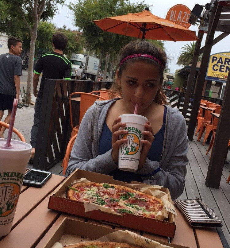 Isla Vista餐馆和美食-Blaze Pizza