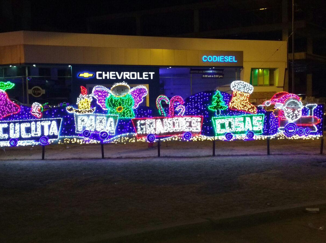 Malecon-库库塔必去景点