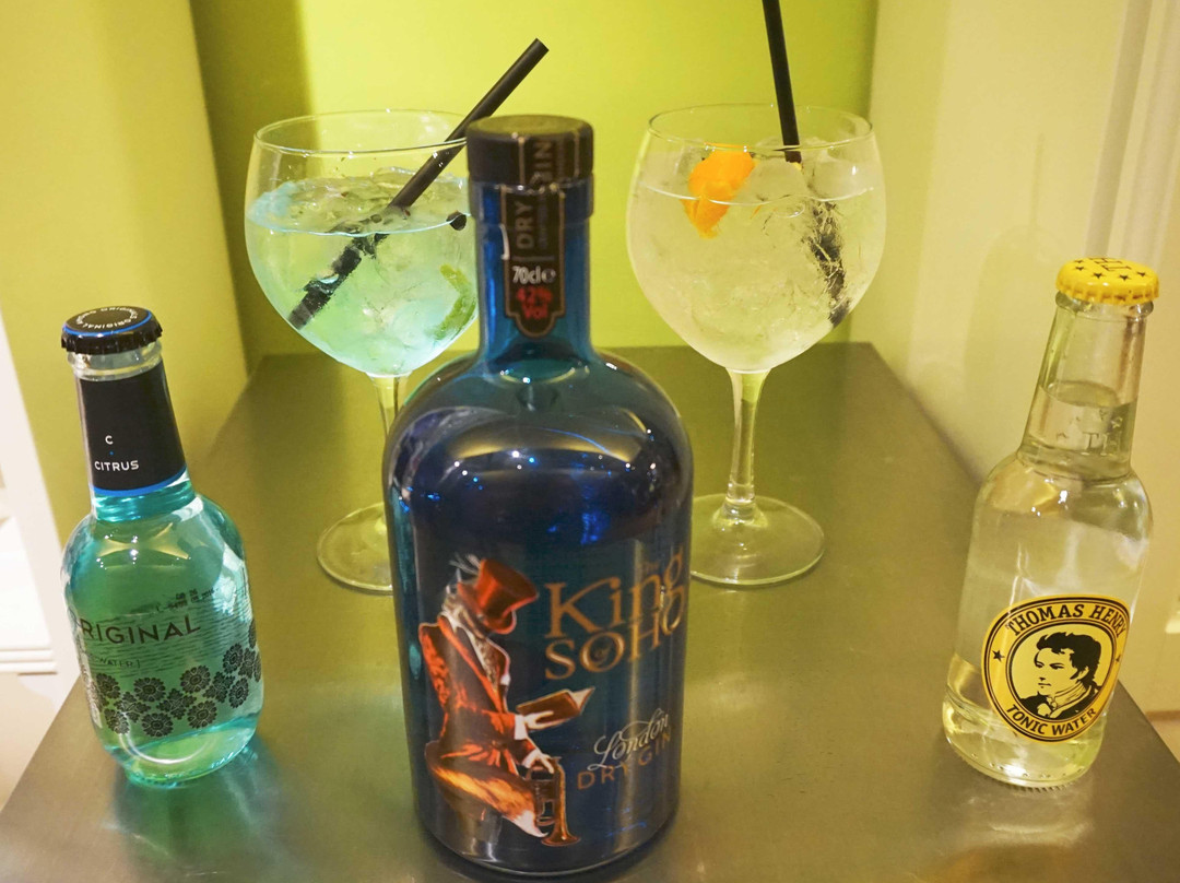 L'atelier Gin, Champagne & Vin-列日必去景点