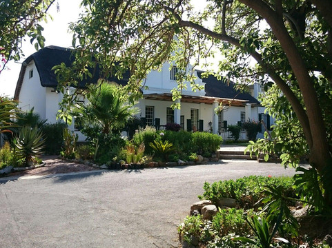 Robertson Manor主图