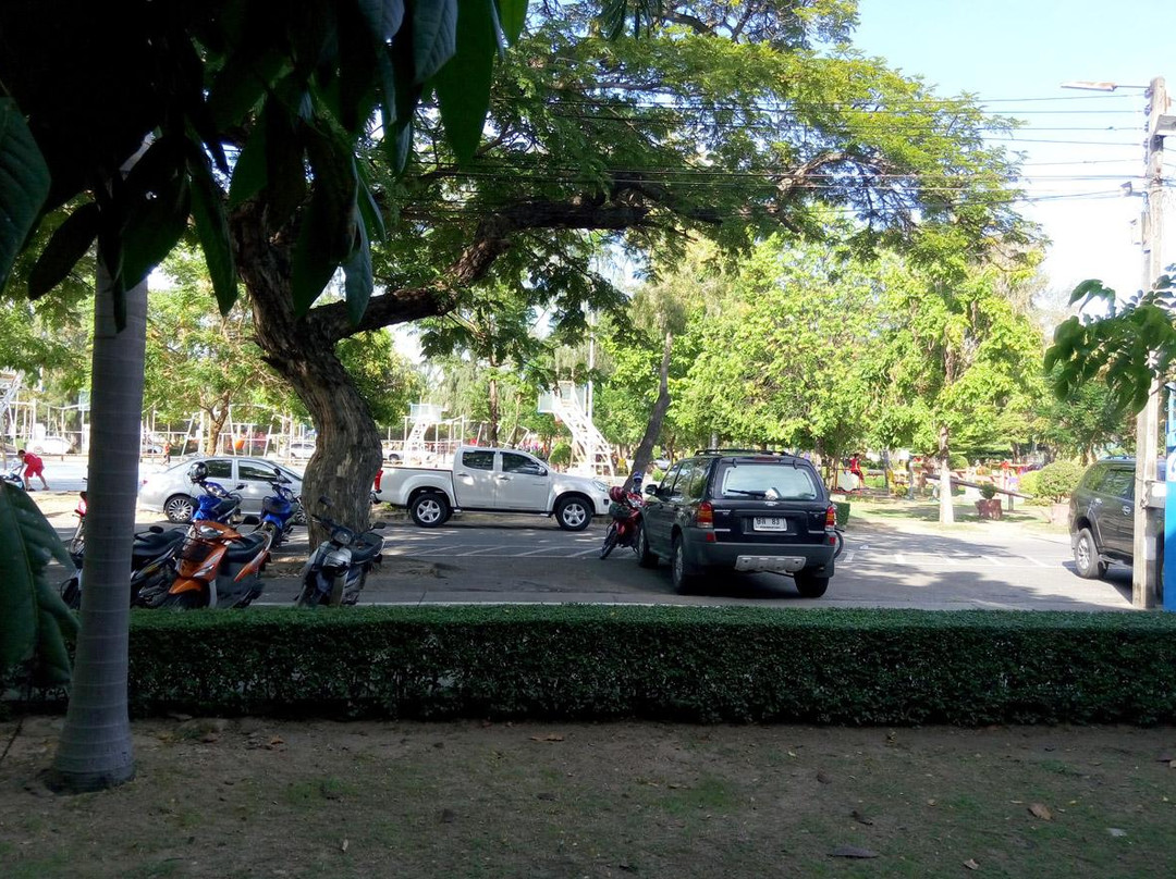 Taphong旅游景点-Suan Si Mueang