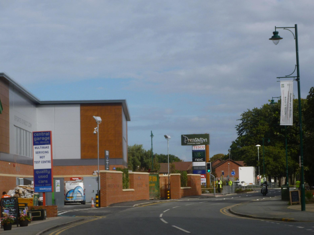 Prestatyn Shopping Park景点图片