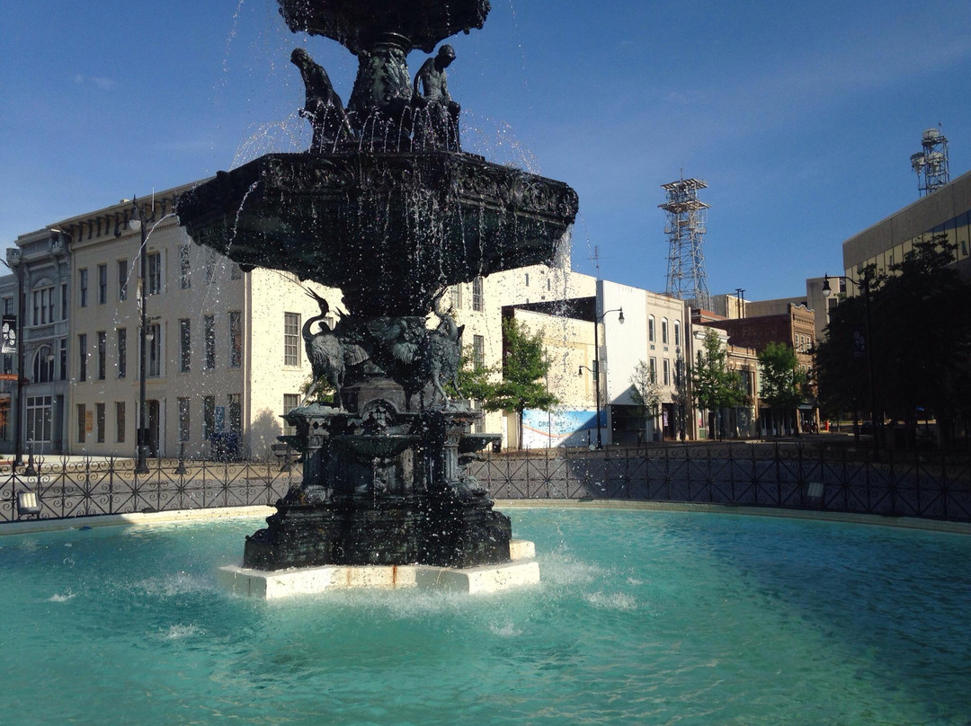 Court Square Fountain-蒙哥马利必去景点