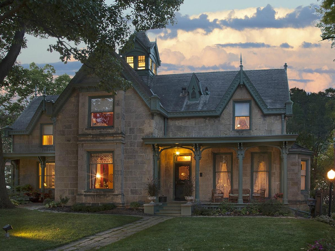 The Livingston Inn