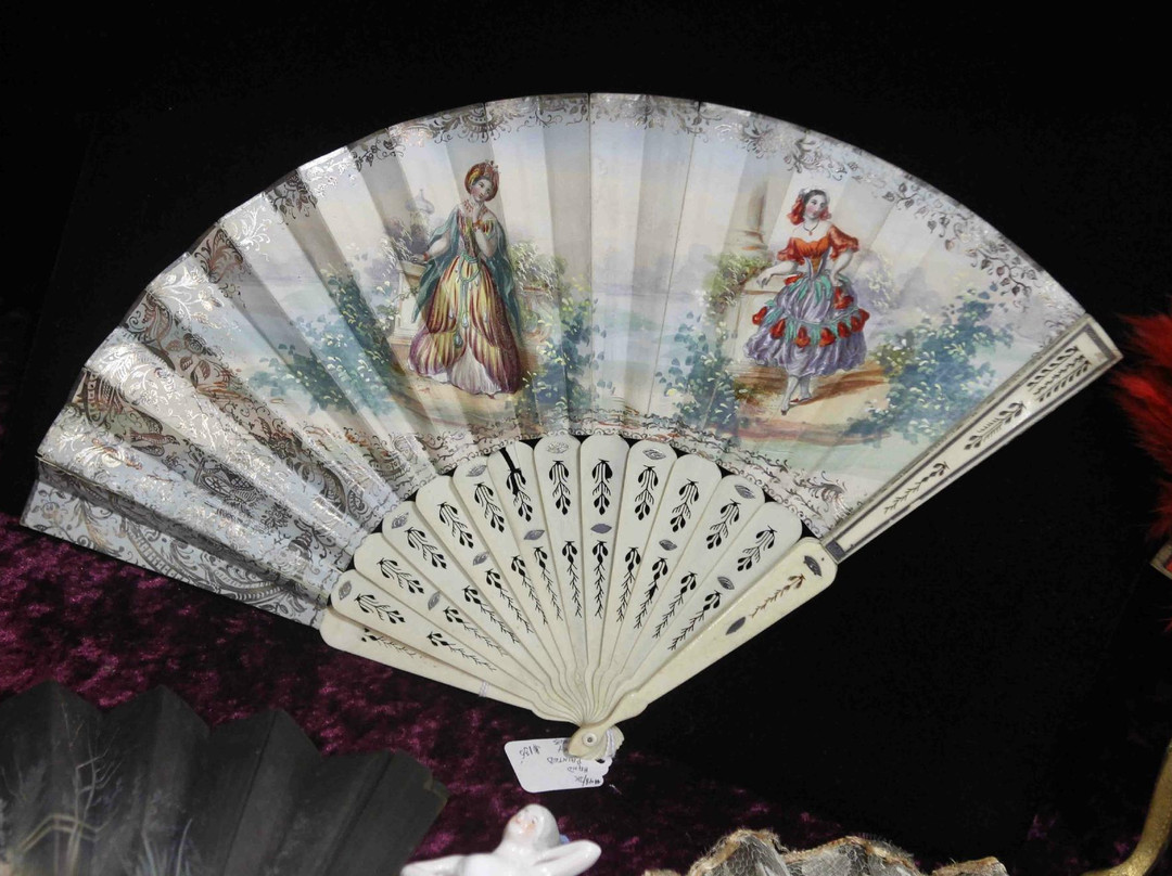 Chicagoland Grayslake Antique Flea Market-Grayslake必去景点