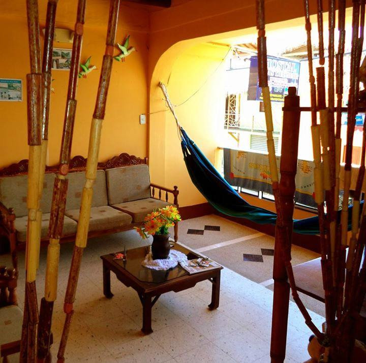 Hostal Olas Del Mar主图