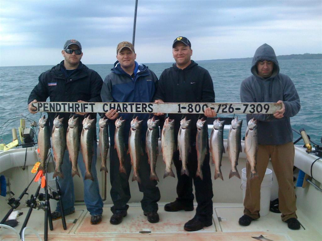 Spendthrift Charters-Waukegan必去景点