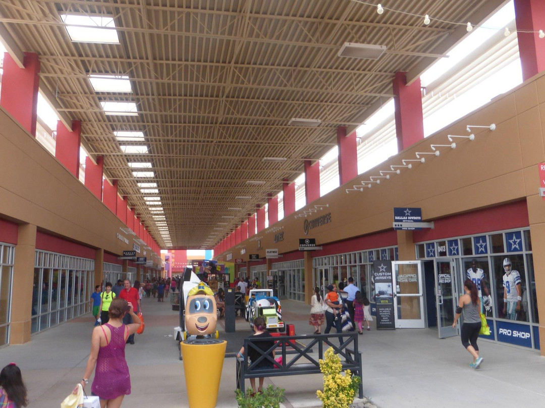 The Outlet Shoppes at El Paso-Canutillo必去景点