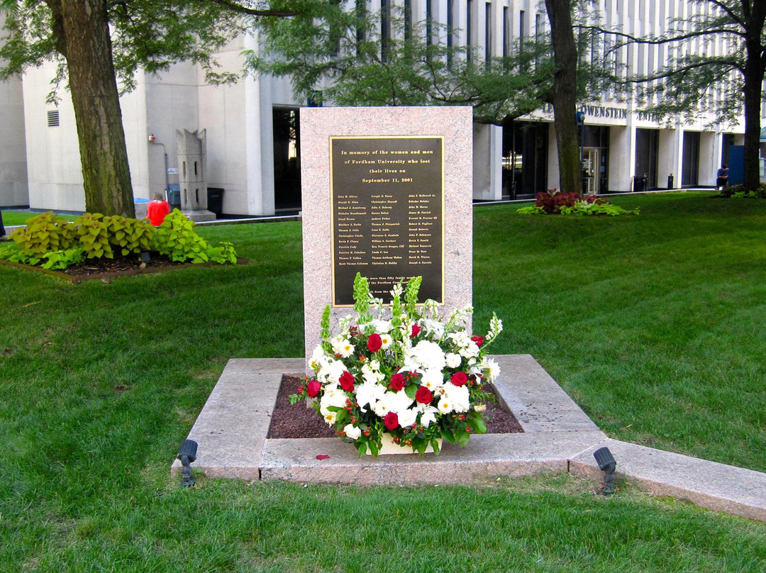 Fordham University Church-布朗克斯必去景点
