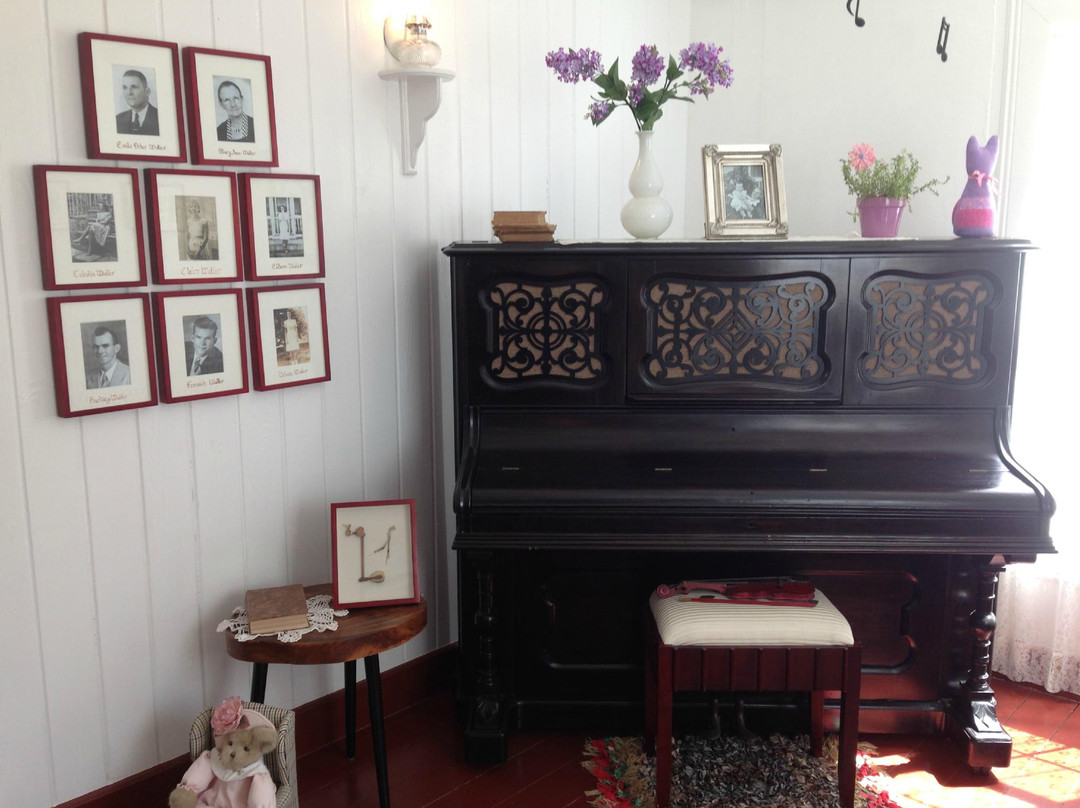 Mission House-Bodden Town必去景点