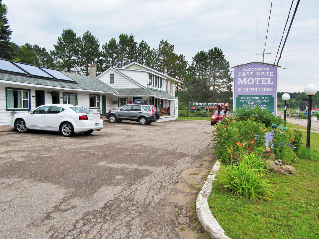 Algonquin East Gate Motel主图