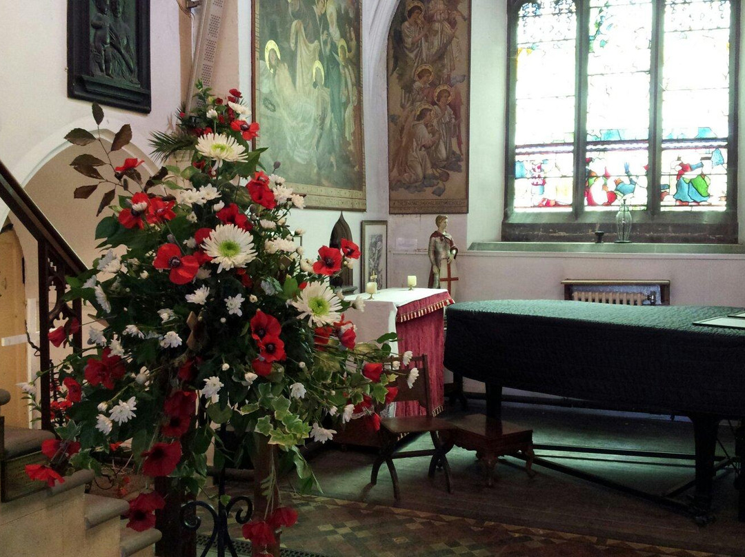 Church of St Mary and St Eanswythe景点图片