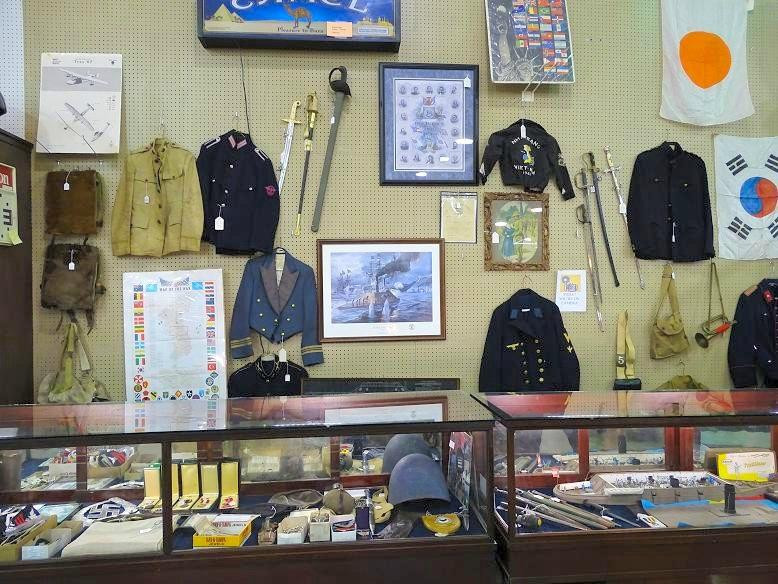 Antique Market Place景点图片