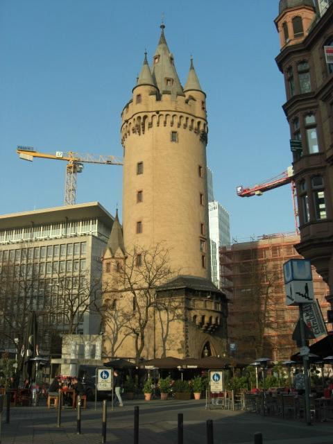 Eschenheimer Turm-法兰克福必去景点