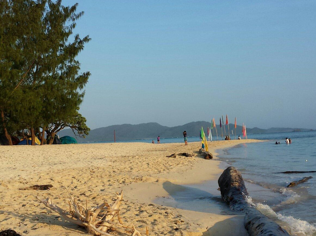 Anguib Beach-Santa Ana必去景点