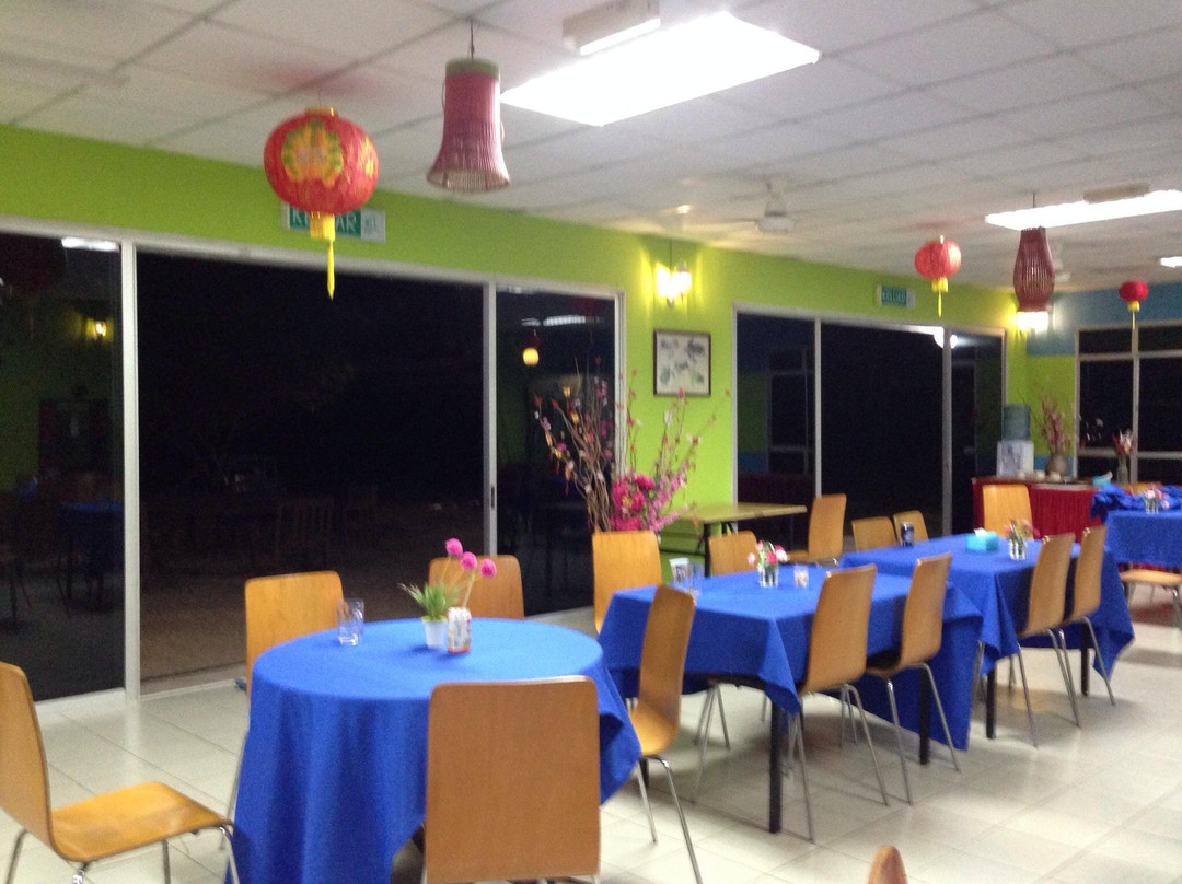 哥打柏露乌苏坎海湾酒店