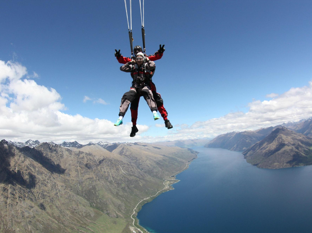 Nzone天空跳伞-皇后镇必去景点