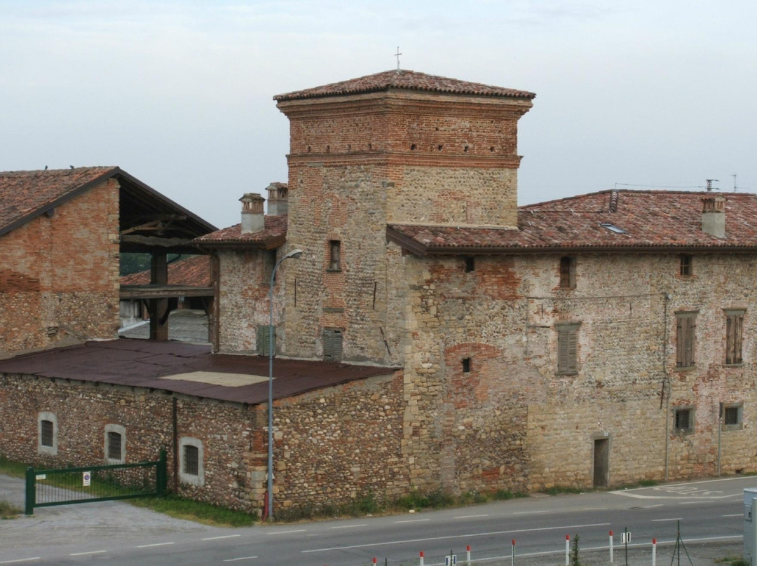 Edificio Fortificato Carlinga景点图片