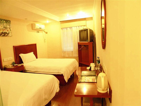 格林豪泰安庆人民路商业街快捷酒店主图