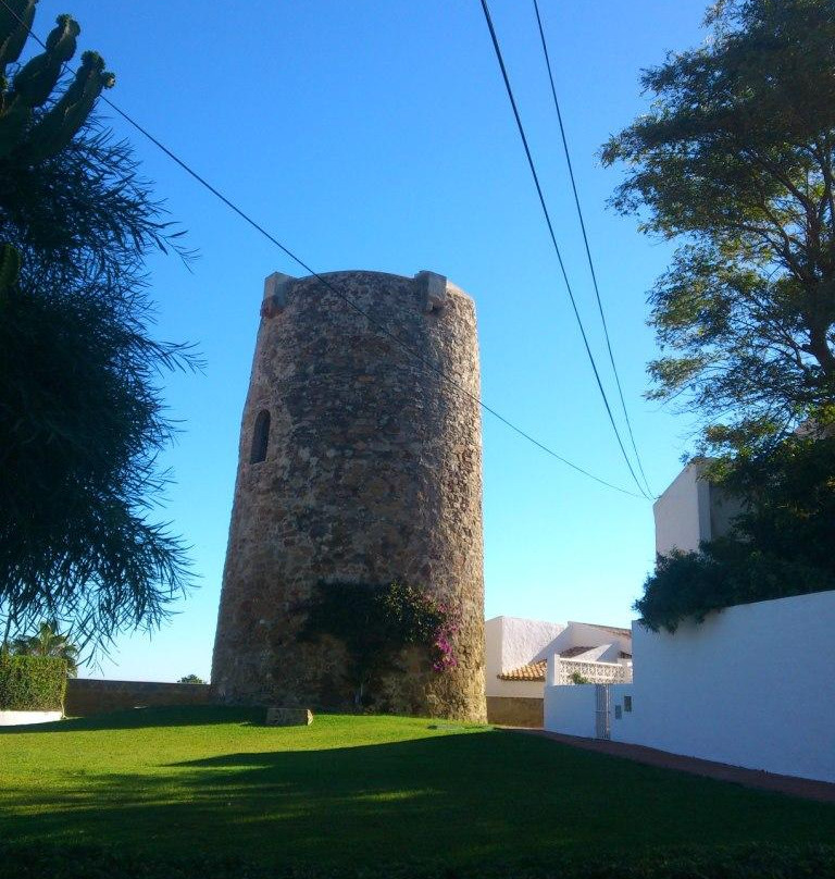 Torre de Arroyo Vaquero景点图片