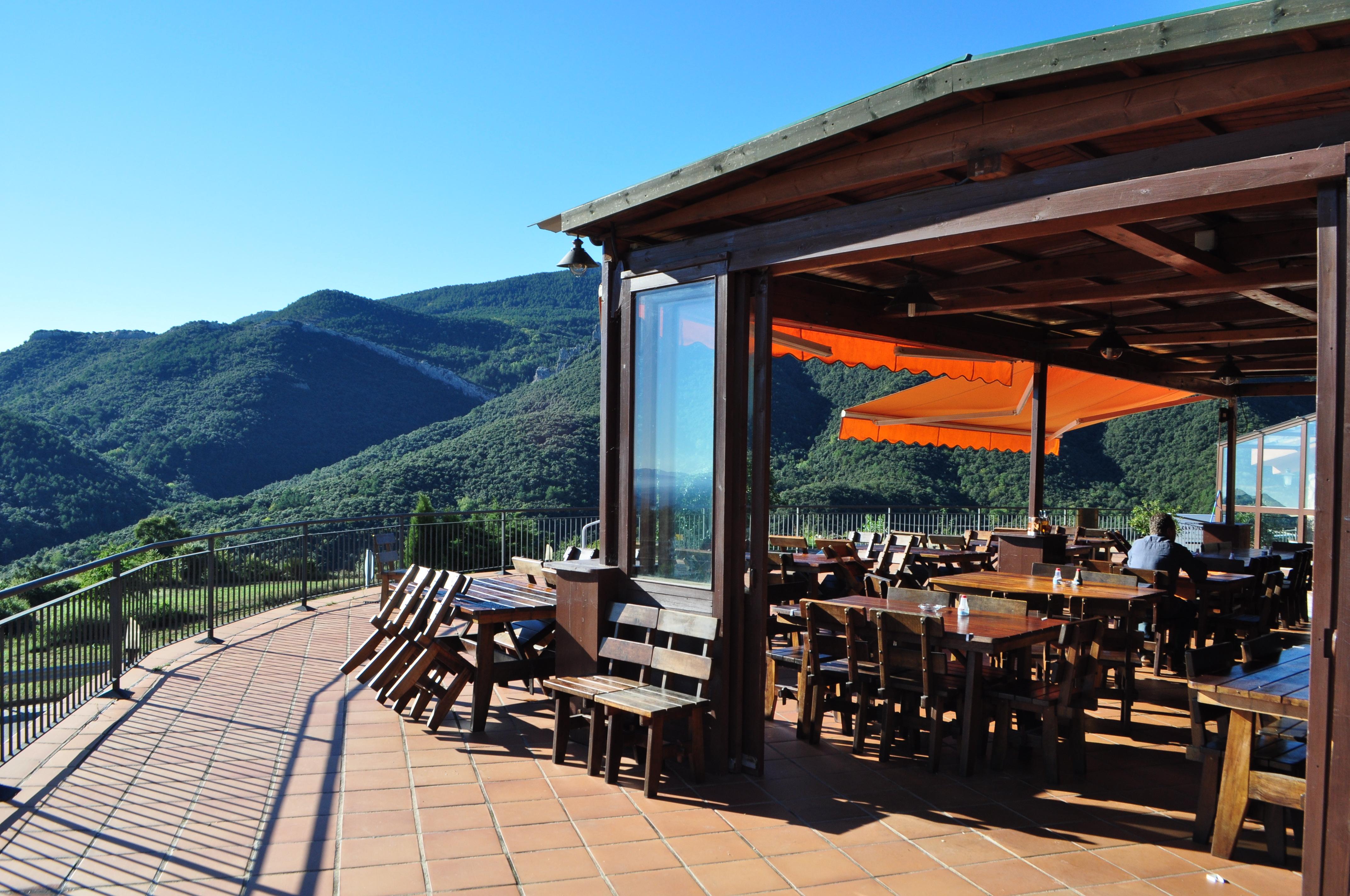 Restaurante y Alojamiento Can Mach-浴室