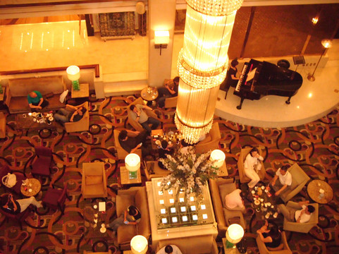 上海花园饭店主图