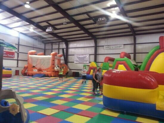 Jump N Jungle-拉伯克县必去景点