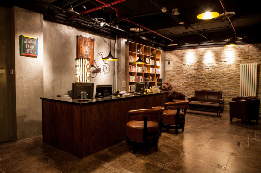 时光漫步怀旧主题酒店(北京雍和宫店)主图