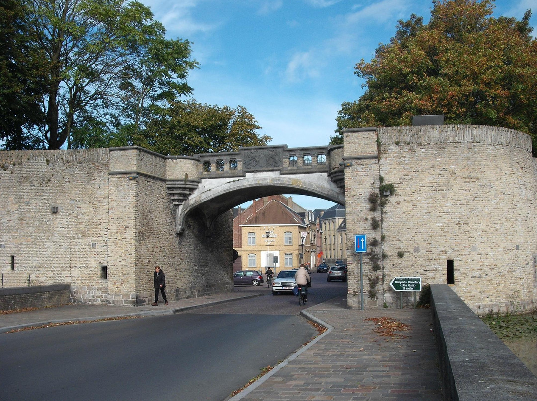 Entente Cordiale Tours-切斯特必去景点