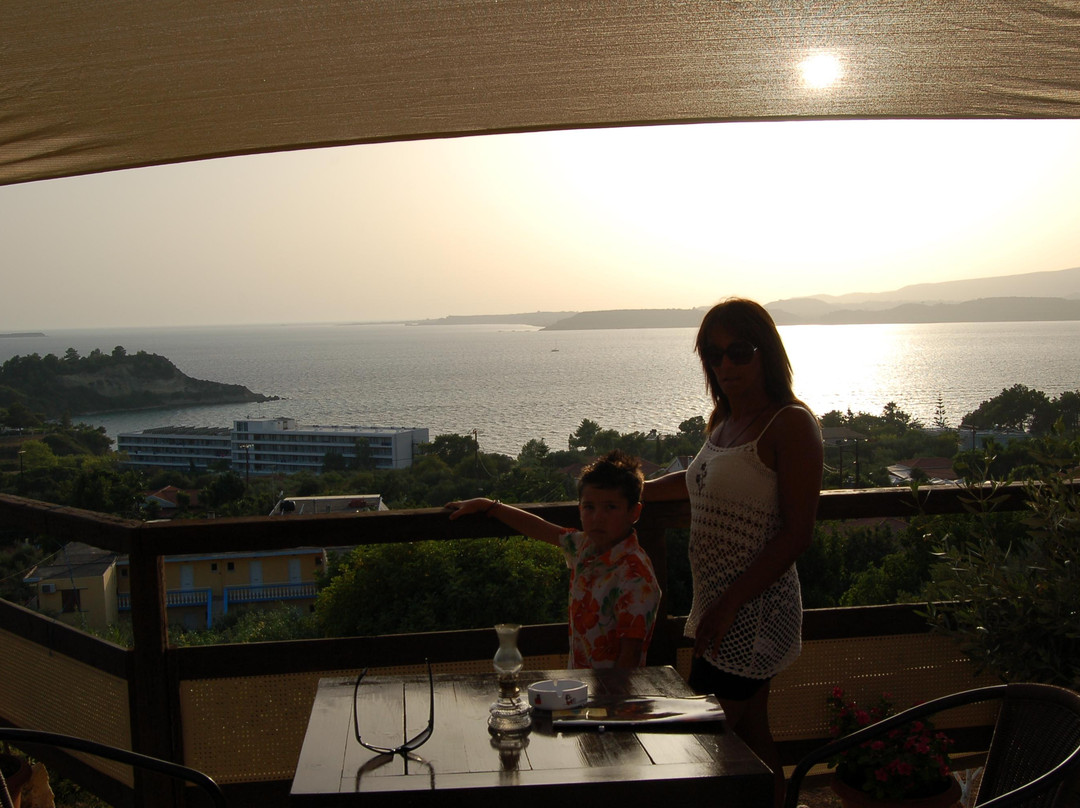 Logos Grand View Cocktail/Pool Bar-Lassi必去景点