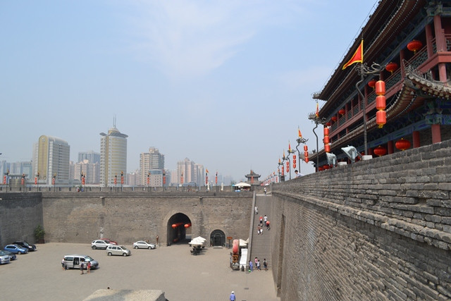 西安城墙-西安市必去景点