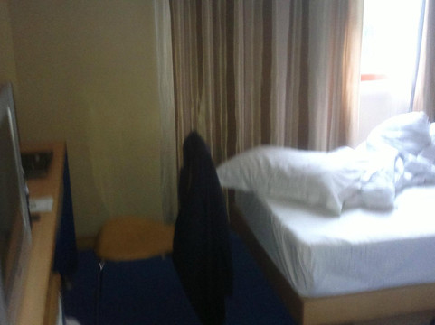 深圳城市客栈欢乐谷店主图