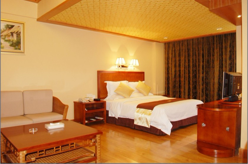 逸泉国际大酒店主图