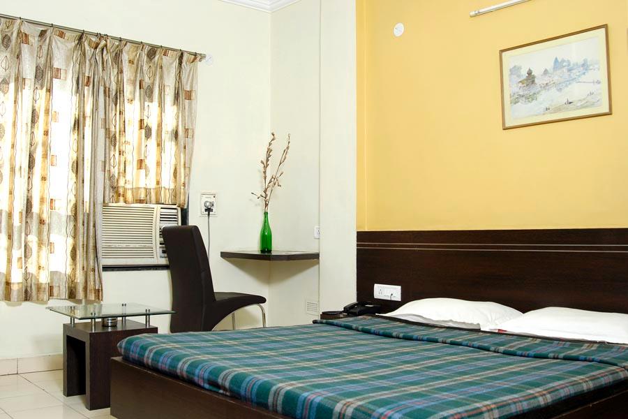 Hotel Abhishek-官方