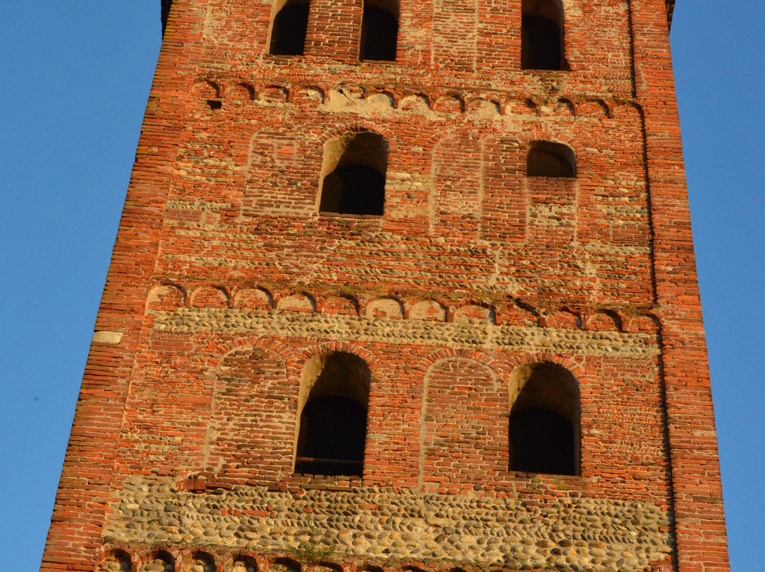 Abbazia Benedettina dei Santi Nazario e Celso-San Nazzaro Sesia必去景点