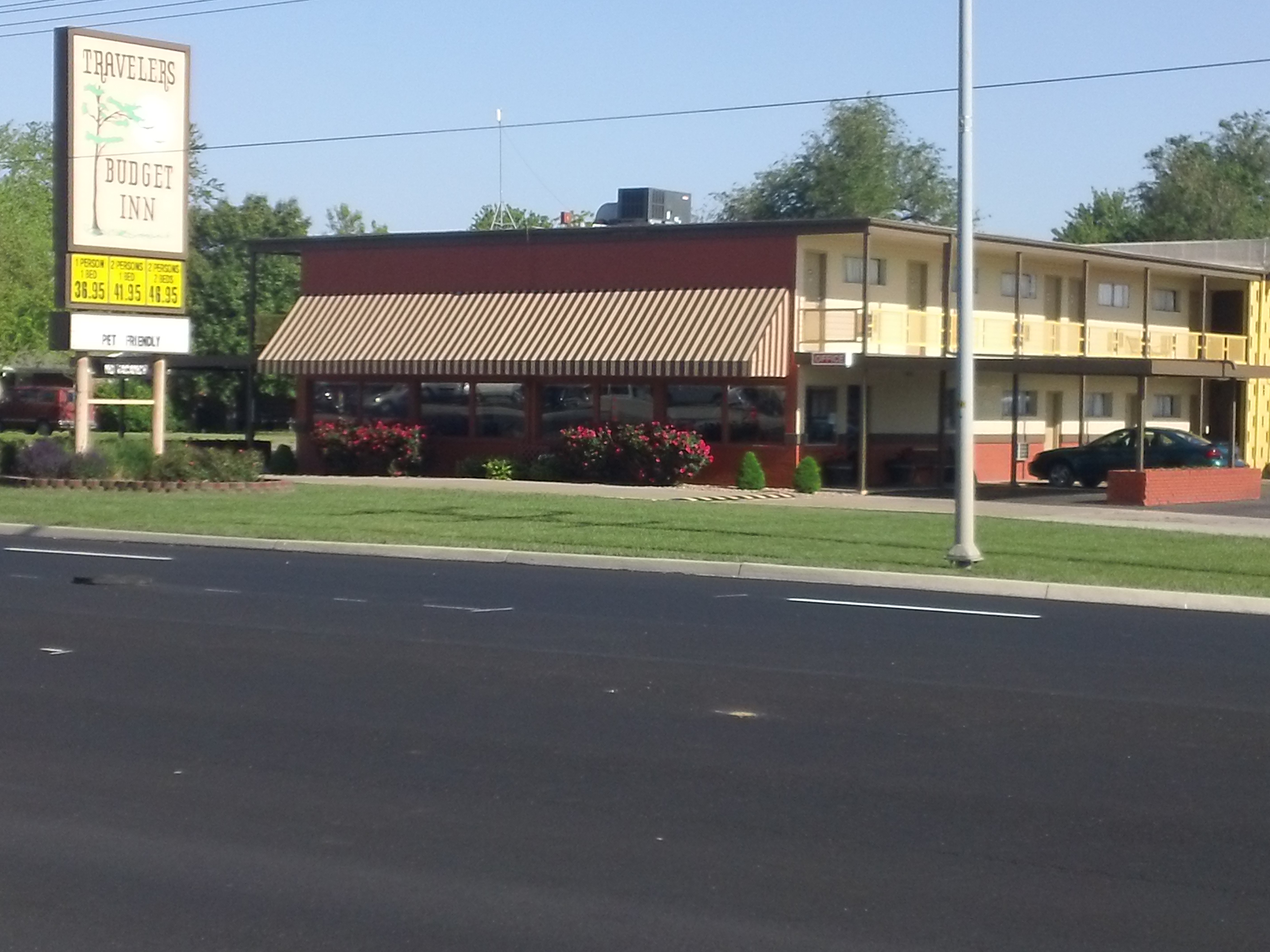 Travelers Budget Inn-官方