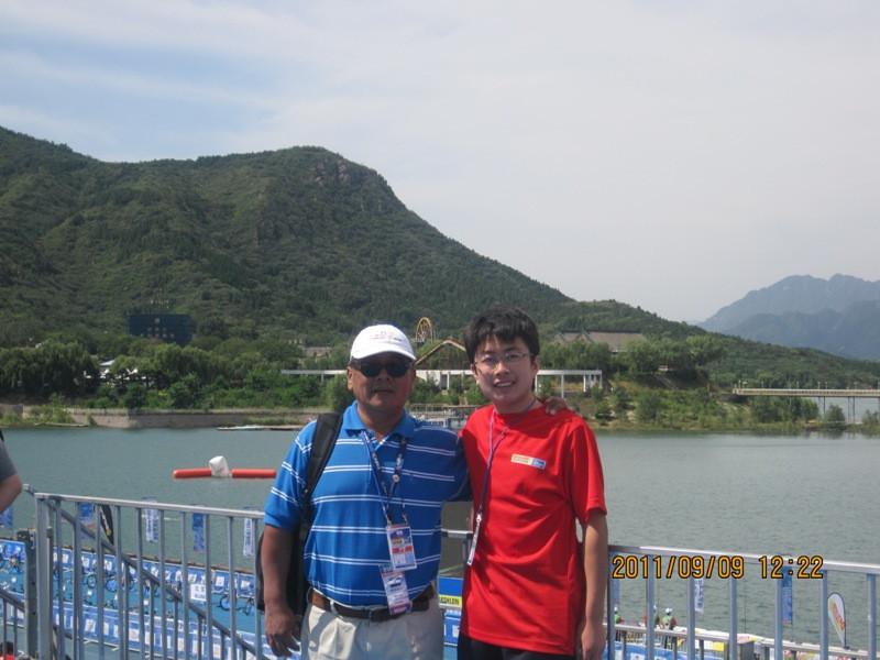 军都大酒店主图