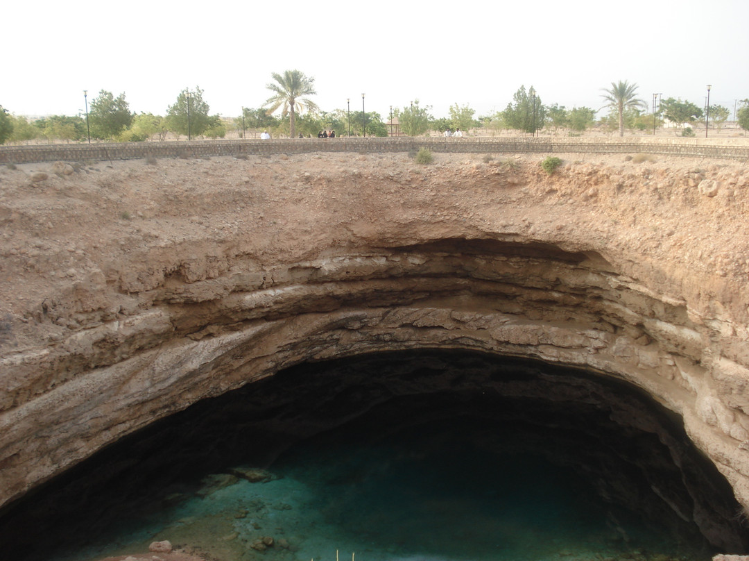 Bimmah Sinkhole-马斯喀特必去景点