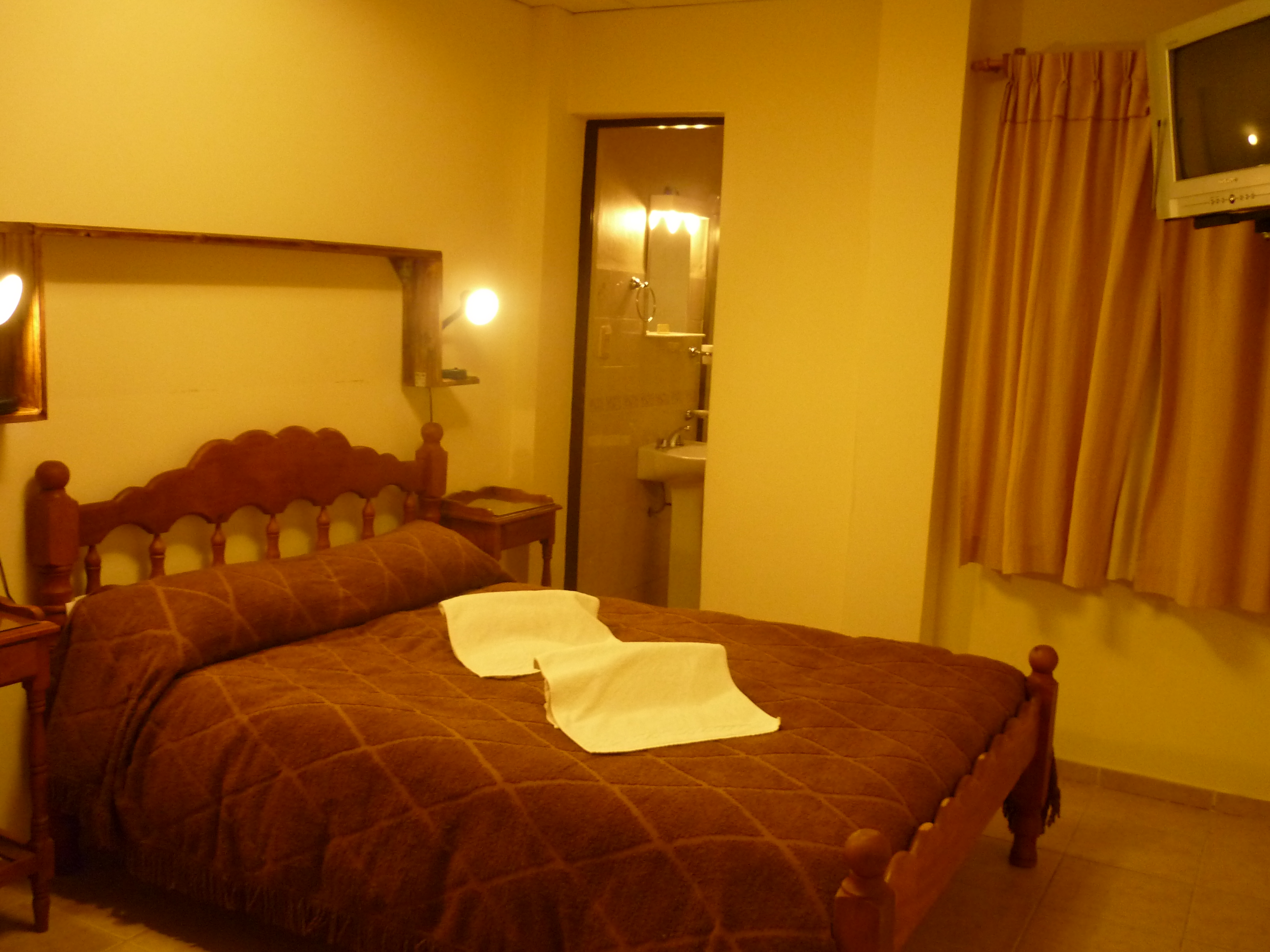 El Montanes Hotel-官方