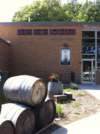 Left Foot Charley Winery-特拉弗斯城必去景点