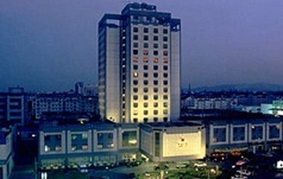 书香门第精选酒店(苏州石路三香路地铁站店)主图