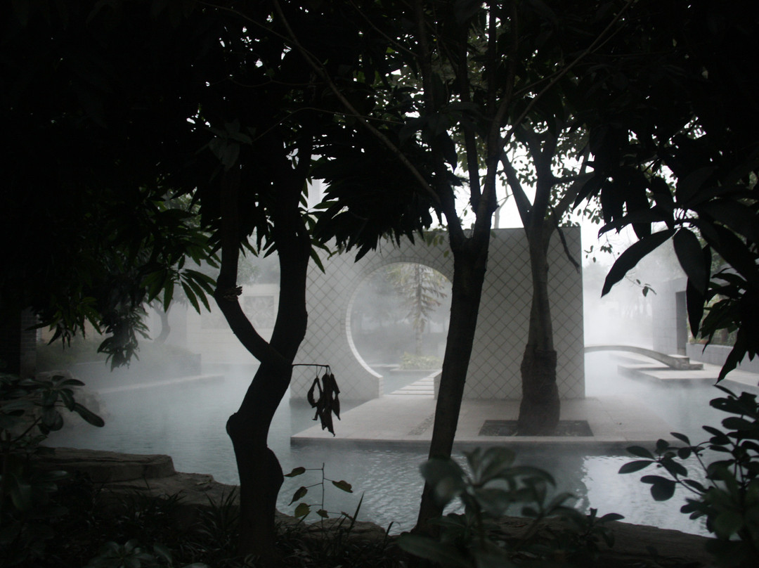 秀泉映月温泉假日酒店主图