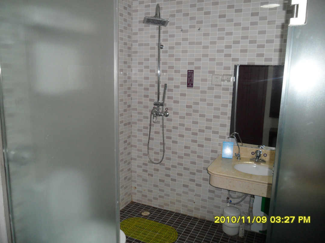 潍坊怡家客房高密店主图