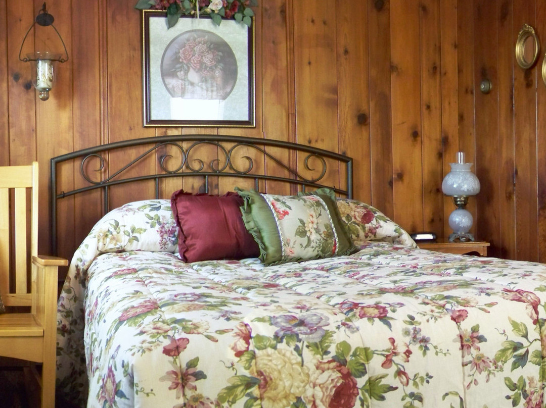 Riverside Motel主图