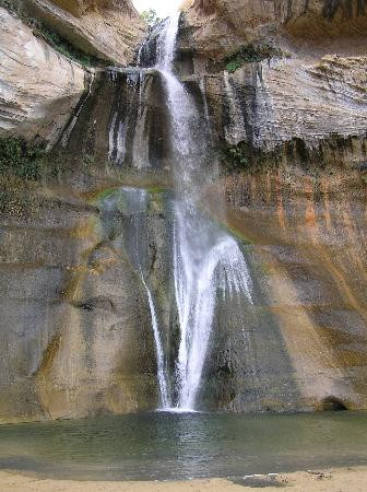 Calf Creek Falls Recreation Area景点图片