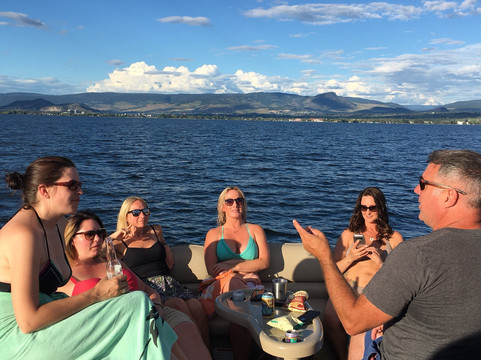 Sip And Anchor Luxury Wine Tours & Boat Charters-基洛纳必去景点