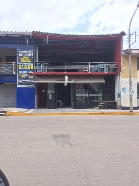 Moyobamba餐馆和美食-Plaza Bar